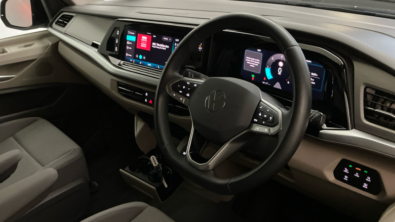 Volkswagen Multivan 2.0 TDI Life 5dr DSG Diesel Estate